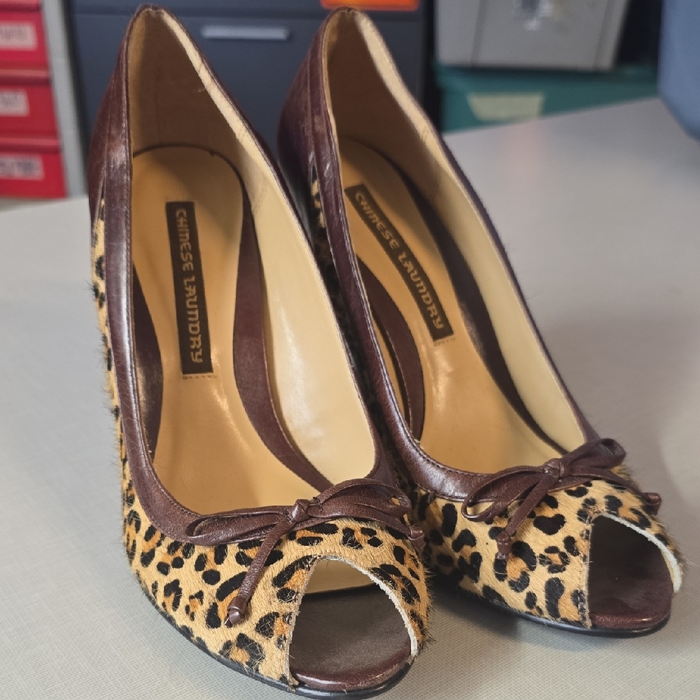 Chinese Laundry Brown Leopard Peep Toe Heels